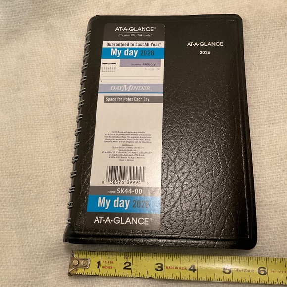 AT-A-GLANCE SK44-00 Jan-Dec 2026 8" x 5" DayMinder Daily Appointment Book New - Picture 12 of 14